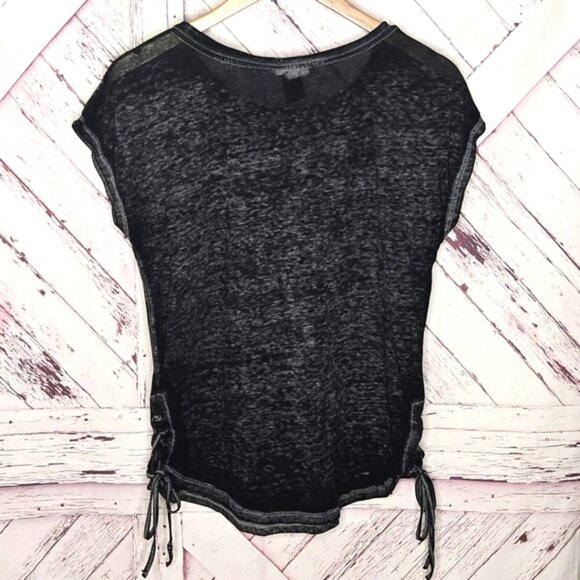 Wild Kiss Rock & Roll Revival Hometown Tour 1979 Tee - Picture 4 of 4